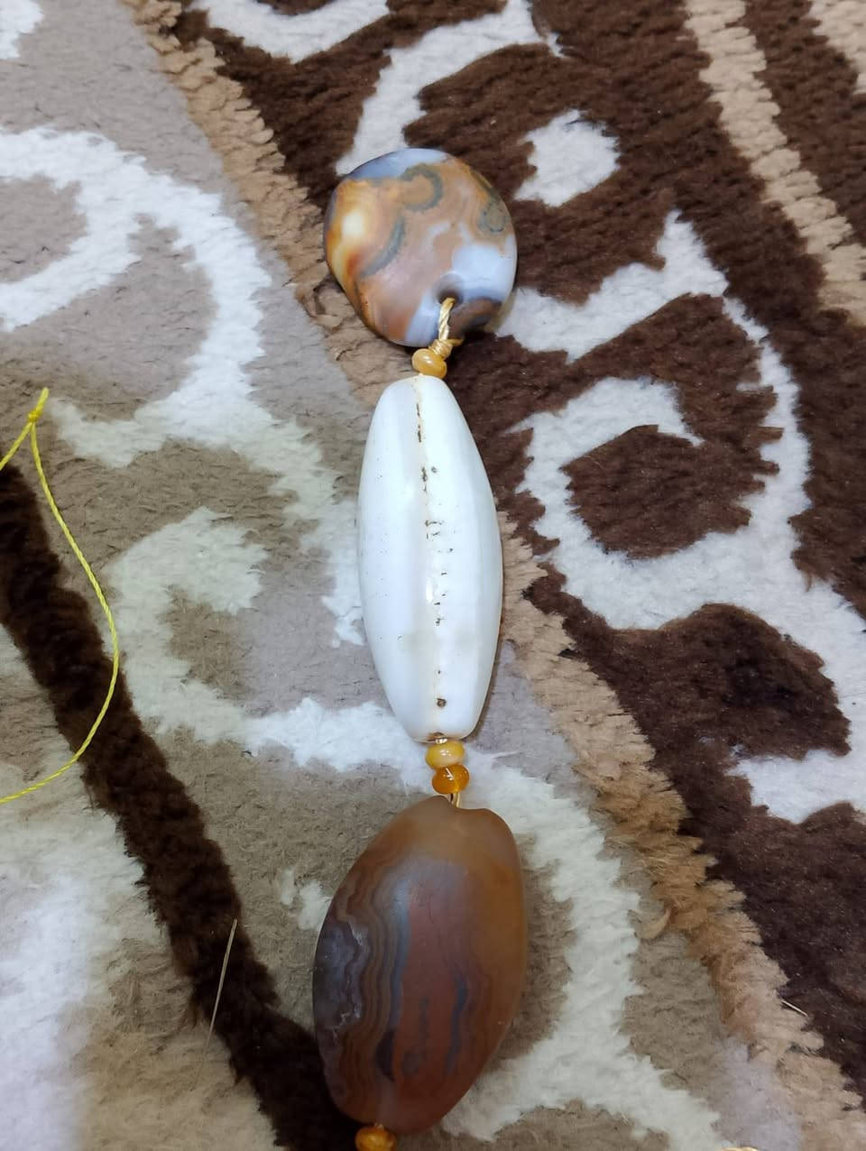 مجموعه خرز بيهن مصور واضح وخاتمين نحاس بحجر سليماني البيع المجموعه كامله واتساب ***********
