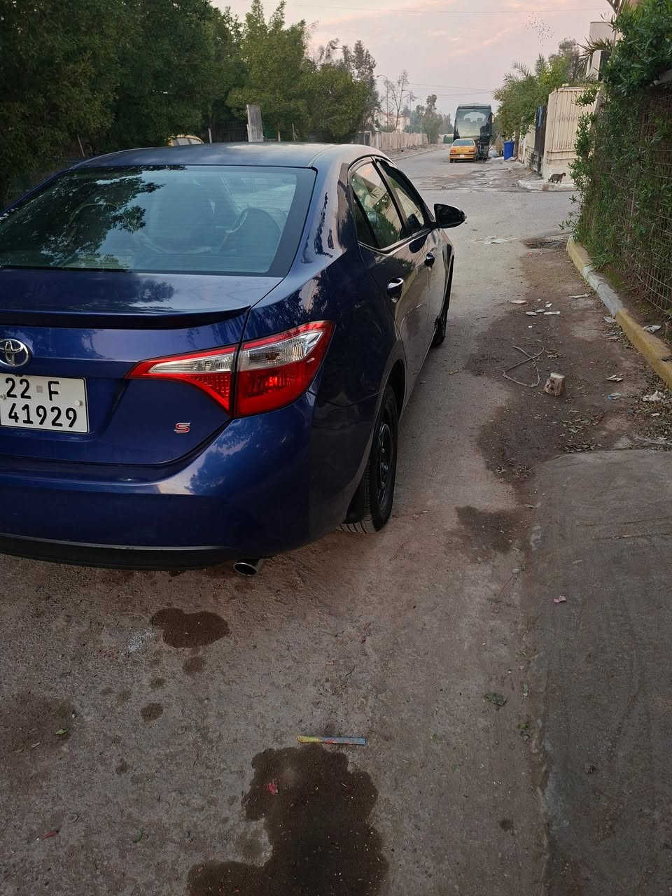 السلام عليكم بسبب الوعود الكاذبه وبعض الالتزامات اعيد النشر كورلا موديل 16 السياره بأاسمي كير مكينه تبريد كفالة بشرط بيها ظرر امريكا جاملغ ايمن وبنيد والغد بي تعمير قليل والباب الخلف السكن صبغ فقط صور الظرر مرفقه مع الصور  مكان السياره الشعب سعرها 110 وبيها مجال والشراي اليتعنه على السياره يدلل واسف على الاطاله رقمي ***********
