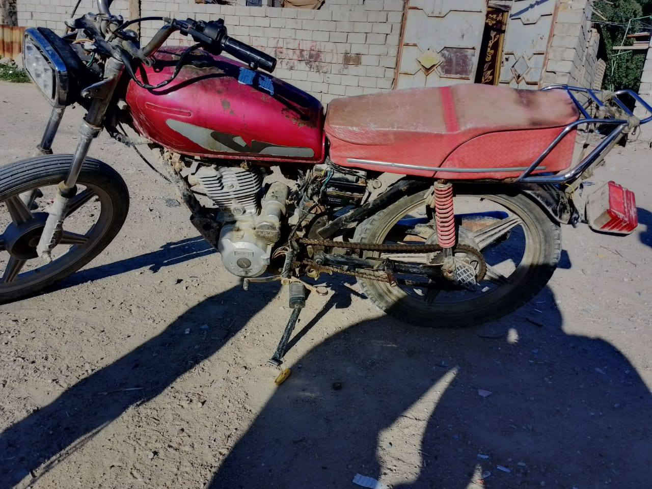 5 كير للبيع السعر 200الف للستفسار اتصل ***********
