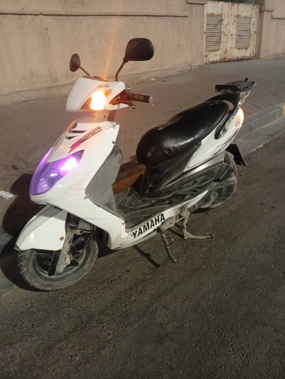 سگنز فحل للبيع الدراجه ناشفه وتخبل لا نقصه شي بس راكب جاهزه من كهربائيات من اشاير من كلشي //. الدراجه اوراق أصولي +منفيز // تعال ورقم وما مفتوحه ابد السعر /مليون و300 /*********** المو شراي لا يخابر فدوه  ما متواجد فيس اكو شريحه واكو واتساب
