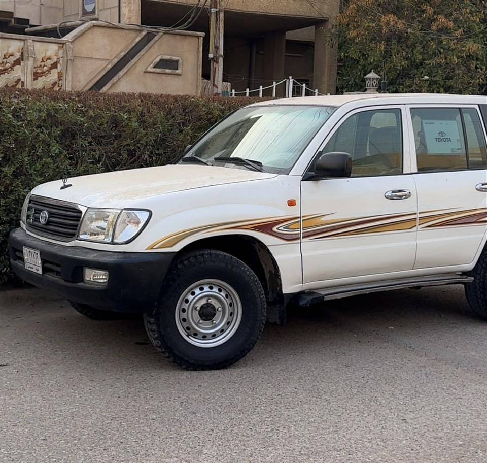 لاندكروز 2001   G  سلگ فول عادي السيارة قطرية دبل تانكي دبل سبير مكينة 4500 العدلة المرغوبة مكينة كير تراي نصبة كلش حلو رقم نجف دولي بسمي تحوويل مباشر مرشوشة حزام والنصبة خير من الله مثل مشوف بيع او مراووووس ب اقل واخذ فرق مكان السيارة بغداد …السعر 118$
اي استفسار المراسلة واتساااااب واذا عندك مراوس دزلي واني بالخدمة..
***********
