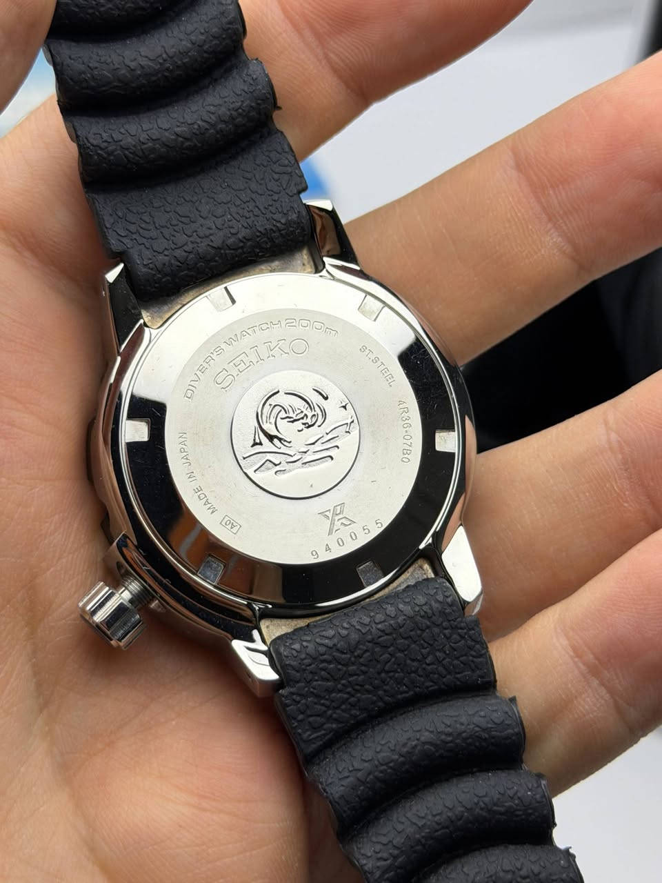 Seiko 
مجدد ماكنة ياباني اوتو 
كاملة المرفقات 
سير ربر اصلي 
طوق دوار 
نافذ يومي شهري 
ارقام واميال لامينوس فسفوري 
قفل بحري 
مقاومة للماء 200 متر دايفرز  
ستانلس ستيل 

السعر مناسب جدا للمهتمين 

qtlycpWVqyVRofCgrX


**إذا كنت صاحب هذا الإعلان وتريد حذفه لأي سبب، رجاءا أرسل رسالة إلى الدعم الفني**