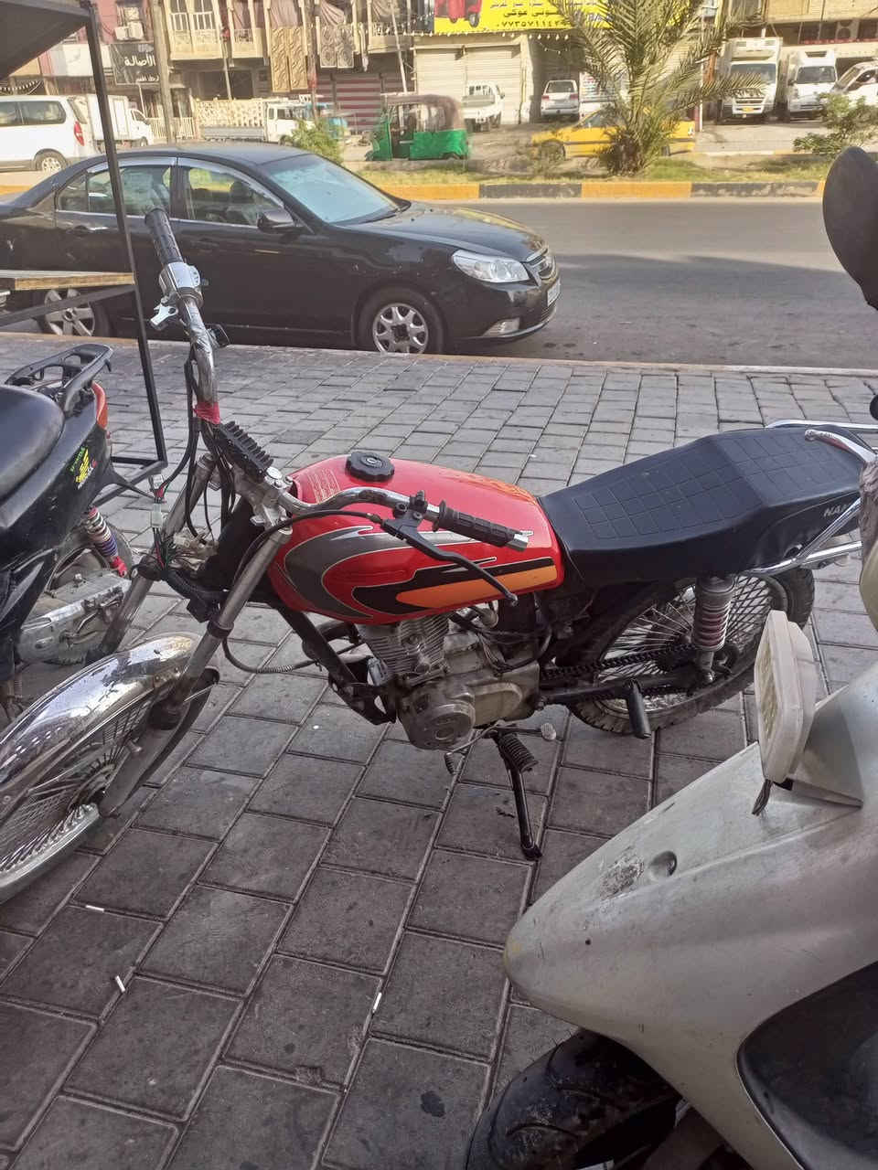 السعر 200 وبيها مجال قليل
***********
