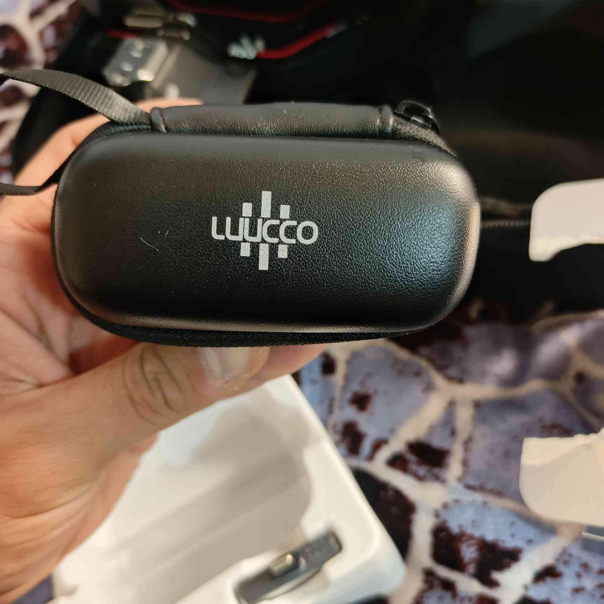 سلام عليكم تنبيه جميع الأسعار ثابتة لحد يعامل فدوة رحتلكم ولغراض كلهن مستخدام مرة وحدة فقط سبب البيع محتاج فلوس ستاند ثلاثي نوعية VCT-590 سعرة 30 الف نك مايك نوعية ممتازة سعر 100 الف رونن rs3 برو كومبو ٥٢٥ الف عصا مايك سعر 15 الف مكاني بغداد حي اور رقمي *********** ❤
