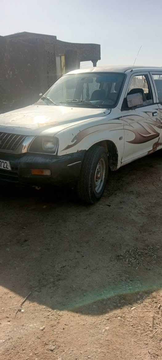 ج*********** بكم ميتسوبيشي 2004 رقم بغداد السعر 60 وبيها مجال عنوان بغداد قضاء المدام
