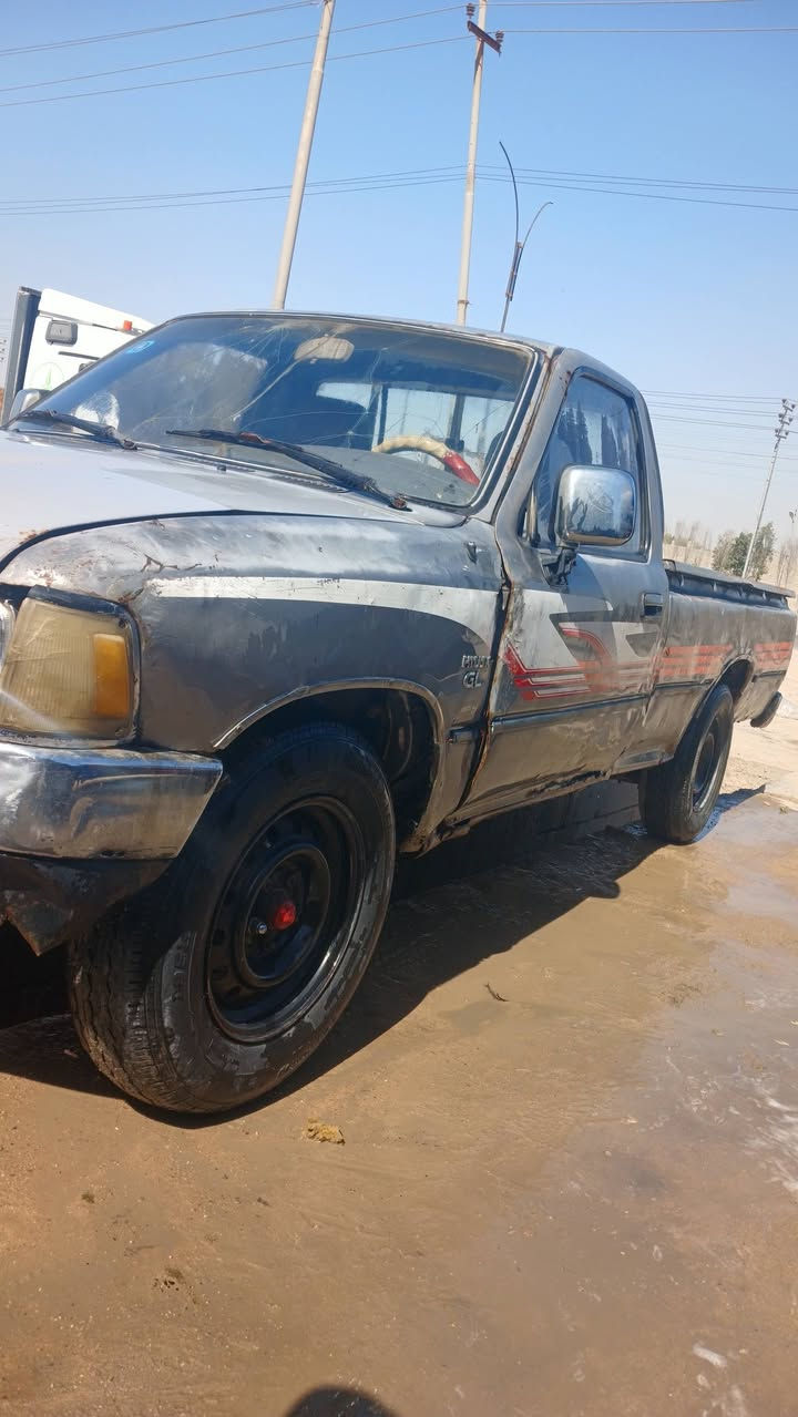 السلام عليكم تيوتاء موديل 96للبيع   رقم ذي قار. محرك نضيف كير نضيف شاصي نضيف سنويه ل29 رقم الهاتف ***********
