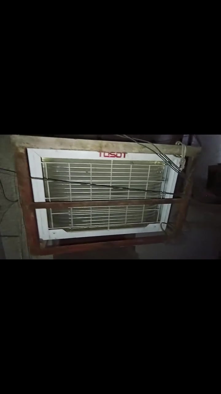 السلام عليكم مكيف توسوت 2 طن كلش نضيف شغال مداخل تصليح عدا سويج التشغيل مبدلةيعني دكمة التشغيل فقط  تبريده ثلج يشتغل تدفئة وتبريد تجي للبيت اشغلة كدامك تشوف شغلة وبرودتة على الفحص مكانة بغداد الاعضمية 
السعر 270 الف 
***********
