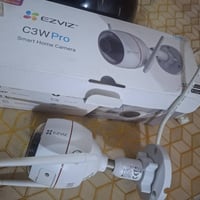 كاميرا EZVIZ C3W Pro • نظيفة • ميموري كارد