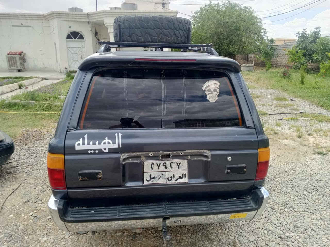 السلام عليكم مكلف بل نشر 
سياره سورف رنر
موديل 90 
كير محرك شرط السياره مال بيت جديده 
رقم اربيل شرط التحويل كلها شغاله كهربائيات ما بيه نقص ترايك ع سعوديه 
السعر 40 وبيه مجال 
رقم صاحب السياره 
***********
