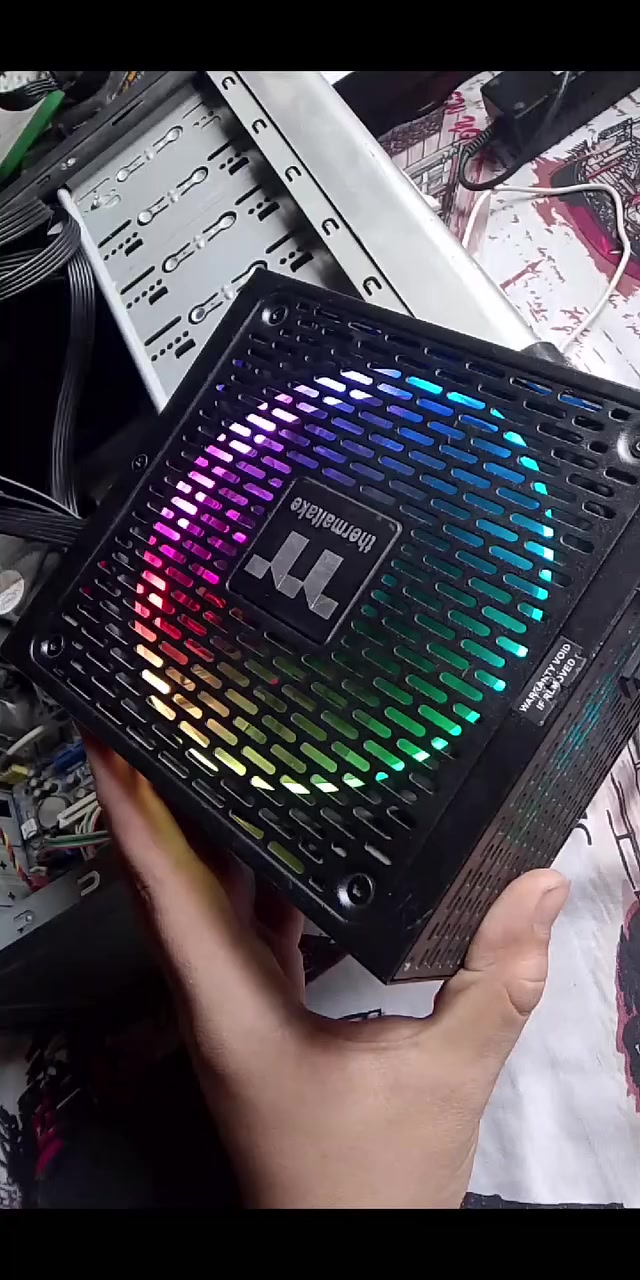 للبيع power supply pc 1050 thermaltake rgb ويا 3 وايرات فقط واير الهارد والكرت شاشة والمذربورد توصيل ماعندي مكان بغداد شارع الصناعة


**إذا كنت صاحب هذا الإعلان وتريد حذفه لأي سبب، رجاءا أرسل رسالة إلى الدعم الفني**