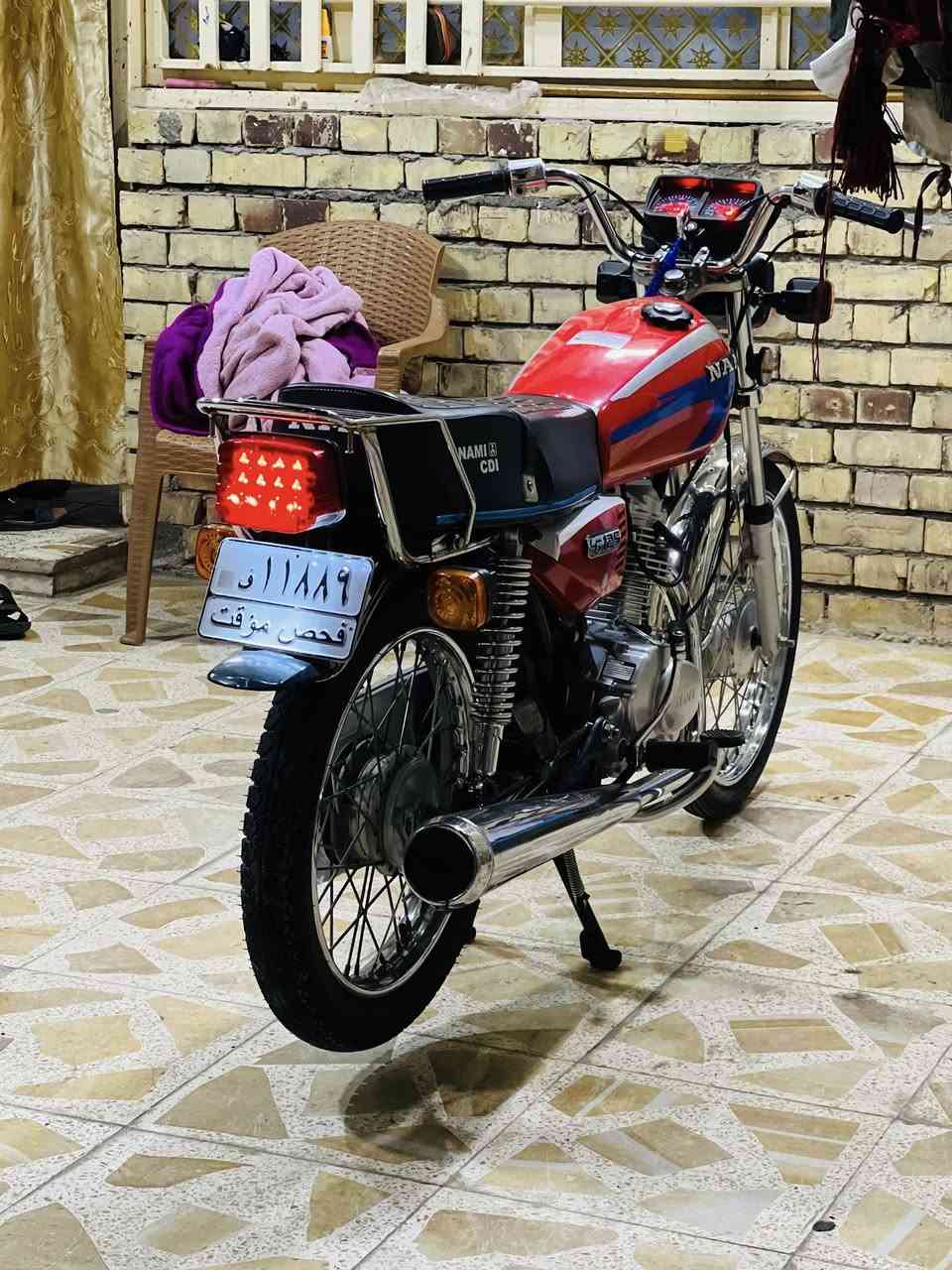 السلام عليكم دراجه يرانيه بدون كفاله شاصي مديل 18تعمير سيد خلدون تعمير25مكينه كفاله من تفيلس سعر 900وبيها مجال لشراي بخدمته اتصل ***********
