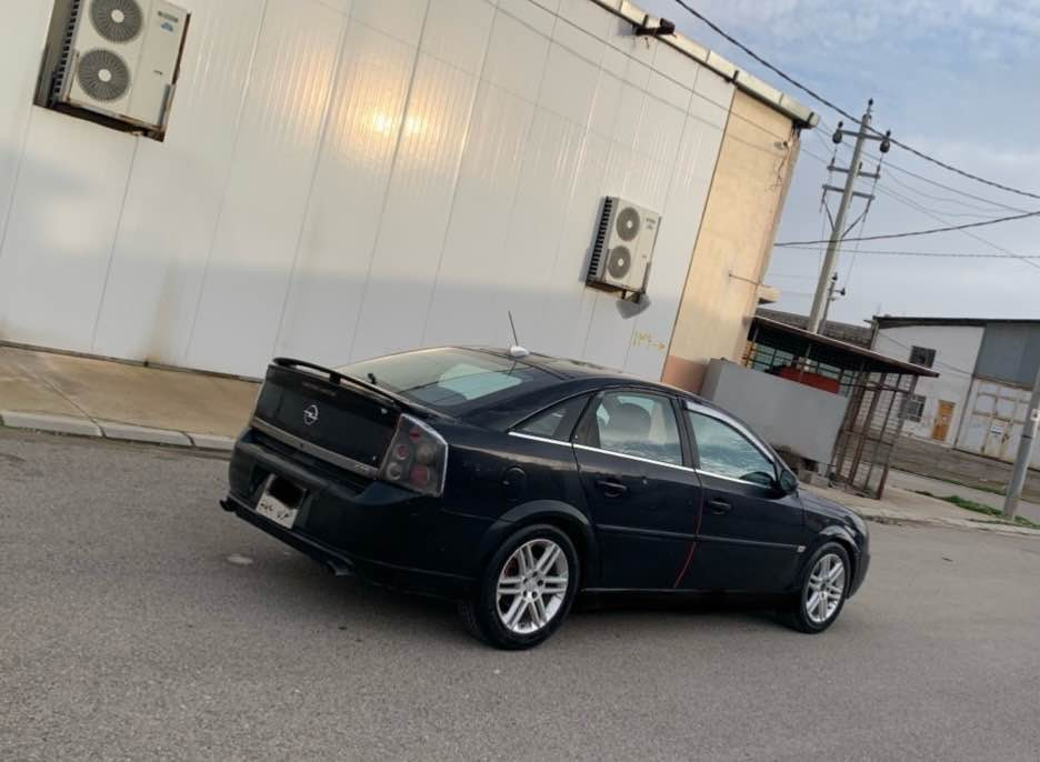 *********** موديل 2004 رةقةم سليماني تحويل غرامة بةشةرت ٤ كةلا غرامةي تياية دةس بةجي ئةيكيرمةوة كيرومكينة بةشةرت بيشو دواي توندو تولة كارةباي هةمو ئيش ئةكات تاقم تايةوويلي تازةي لةزيرة دةعمو ليدراوي هيج نية سيارةيةكي زور ريكوبيكوبيمةسرةفة سعر ٣٦ مجال لة سليمانيم *********** السليمانية, العراق
