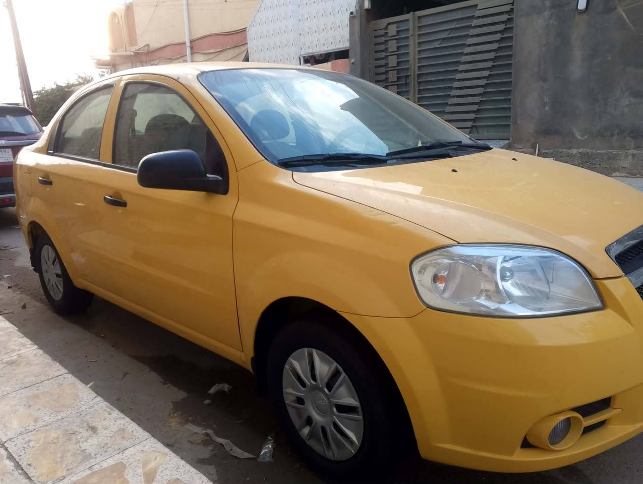 السلام عليكم افيو موديل ٢٠١١ رقم بصره الدولي سنويه وهزه جديده مصفره هيئه وغرامات سياره جديده جدا استعمال نضيف كير عادي مكفوله كفاله عامه من الضربه والتبديل والصبغ سياره جديده وجاهزه للخير مكينه وكير شرط مامفتوحات تبريد تدفئه كله شغال تخم تاير بلكارتون توه مشدو حداديه لوك ترايك يخبل فول كهربائيات السعر ٥٨ مكان السياره الناصريه مركز *********** علمن ان السيارة احلى من الصور بهواي
