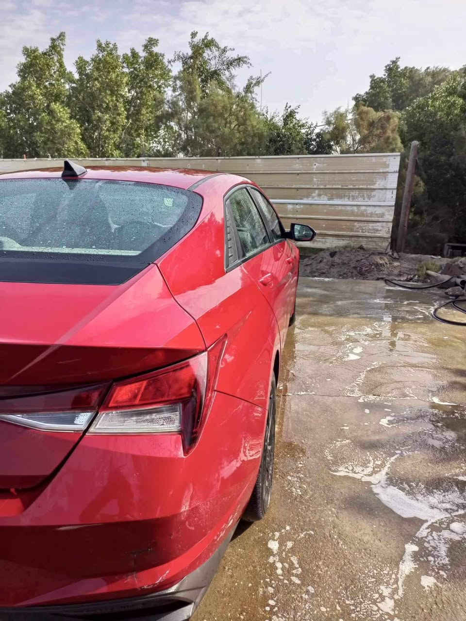 النترا 21
فول مواصفات عدا الفتحه 
تحكم شاشه قياده ذاتيه تشغيل عن بعد محرك 2000دوش
معوقين بسمي رقم ذي قار
حادثه موجود قطعتين فقط ماشيه 67ميل. السعر 140 وبيه مجال مكانه ناصريه ***********
