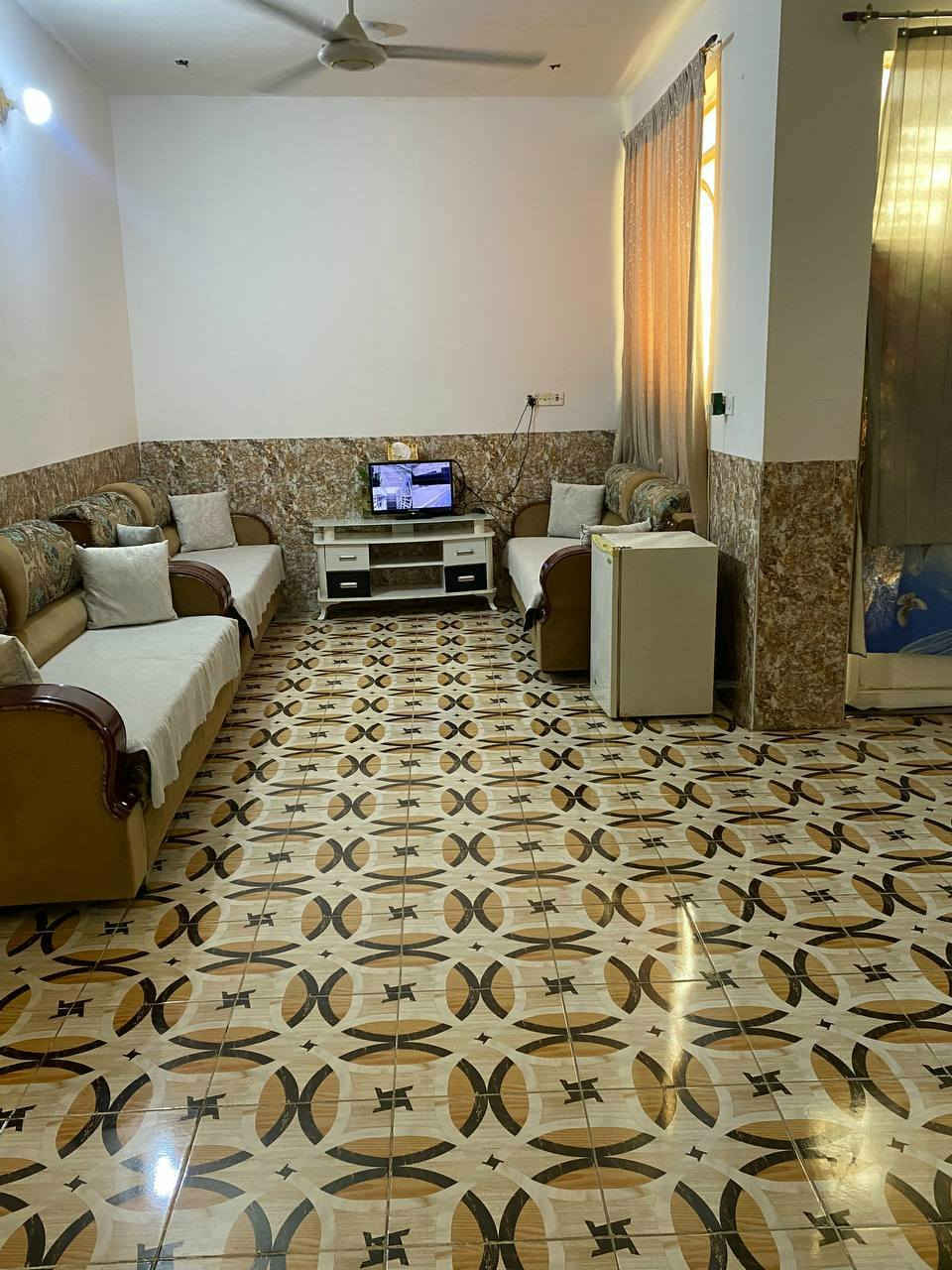 دار للبيع
دار للبيع 

المساحه/215
طابو زراعي سند ٢٥
غرفتين نوم 
استقبل كبير
هول، حمامات داخلي وخارجي
بناء حديث
يبعد عن الشارع العام
٧٠٠ وعن الشارع الفرعي ٢٠٠ طبليط
منضومة كاميرات
العنوان/حله/مقبيل محطة العرفان 
السعر/85 مليون
للاستفسار الاتصال على الرقم 
***********
