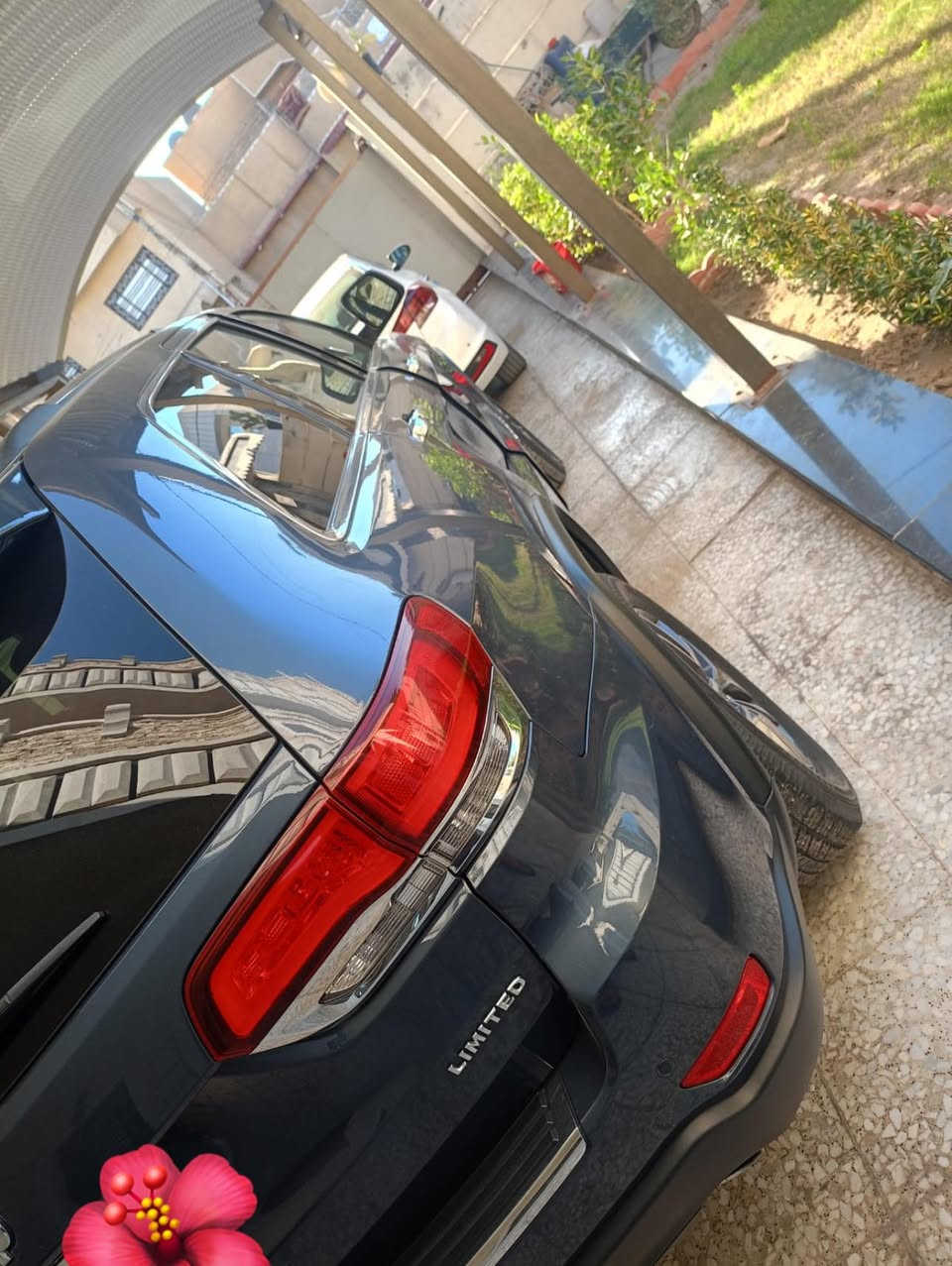 سلام عليكم جيب للبيع فول مواصفات بني راما كشنات كهرباء تدفئه تبريد السارة بدون حادث فقط نص دعاميه بدون أرباك بدون صبغ مكفوله من شخط والرصعه 
موديل 2020 رقم بغداد الاتصال ***********
