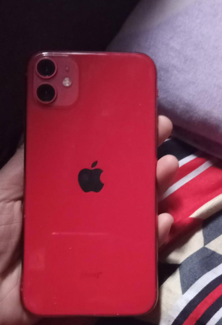 سلام عليكم عندي  ايفون 11 عادي  
بطاريه 75
 ذاكره 265 كلشي ما مبدل بي نضيف مكاني بغداد


**إذا كنت صاحب هذا الإعلان وتريد حذفه لأي سبب، رجاءا أرسل رسالة إلى الدعم الفني**