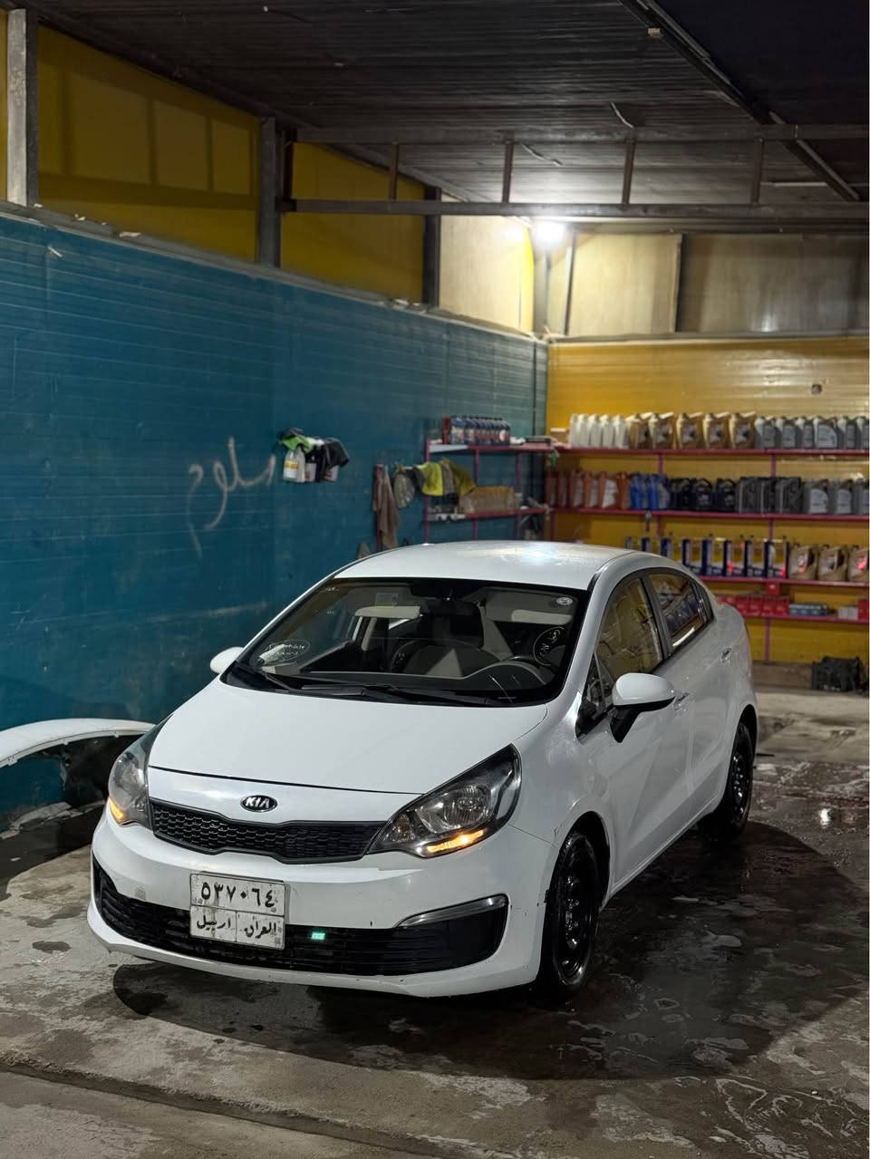 السلام عليكم للبيع كيا ريو موديل ٢٠١٧ وارد خليجي رقم اربيل مداور شوكت ماتريد مكينه ١٦٠٠ مكينه وكير وحداديه وتبريد وتتفىه وتخم تاير كله جديد سياره نضيفه وجاهزه واحله من الصور بيها قبق جنطه مبدل اصلي نفس الون ومكانين بارد والباقي كفاله مكاني نجف سعر ٨٨ ورقه بيعا مجال حك جيتك *********** النجف, العراق
