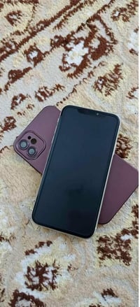 آيفون ١١ • ١٢٨ • ابيض