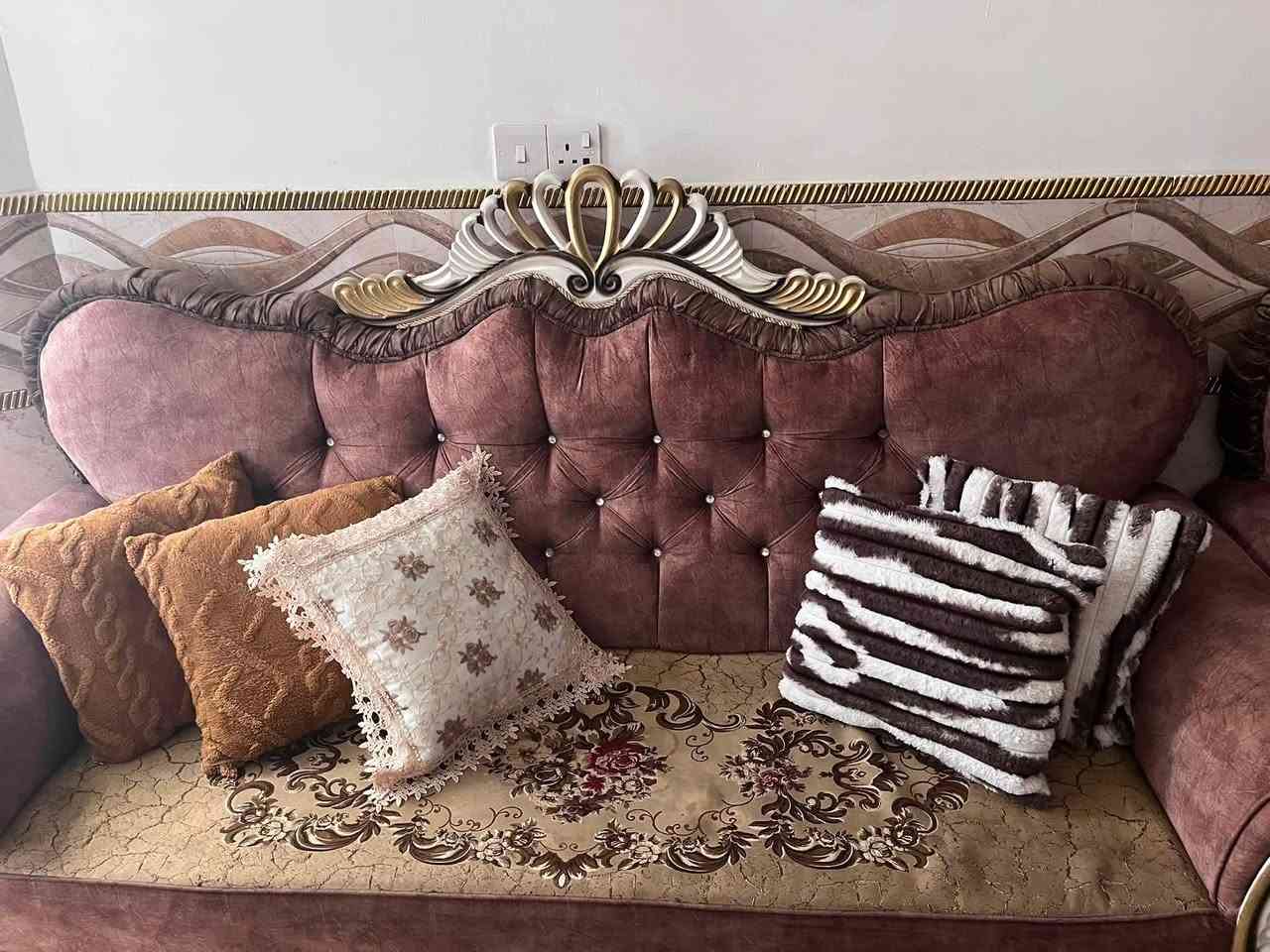 تخم للبيع ب٣٠٠ وبي مجال هواي عنوان بغداد الشعله 

‪***********‬
