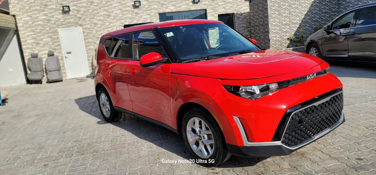 السعر (((((💵120💵))))
سووول موديل 2024
وارد امريكي الضرر واضح
بيها كم قطعة صبغ مكينة 2000 دوش 
حرة بدون رقم تترقم جميع المحافظات 
ضرر طخات بس ابيع صبغ عام
ماشية 24 الف نص مواصفات
مكينة گير شواصي لغود مكفولات
السيارة حيل جاهزة وجديدة
السعر 120 ورقة بيها مجال حق الجية
مكان السيارة كربلاء  
***********
