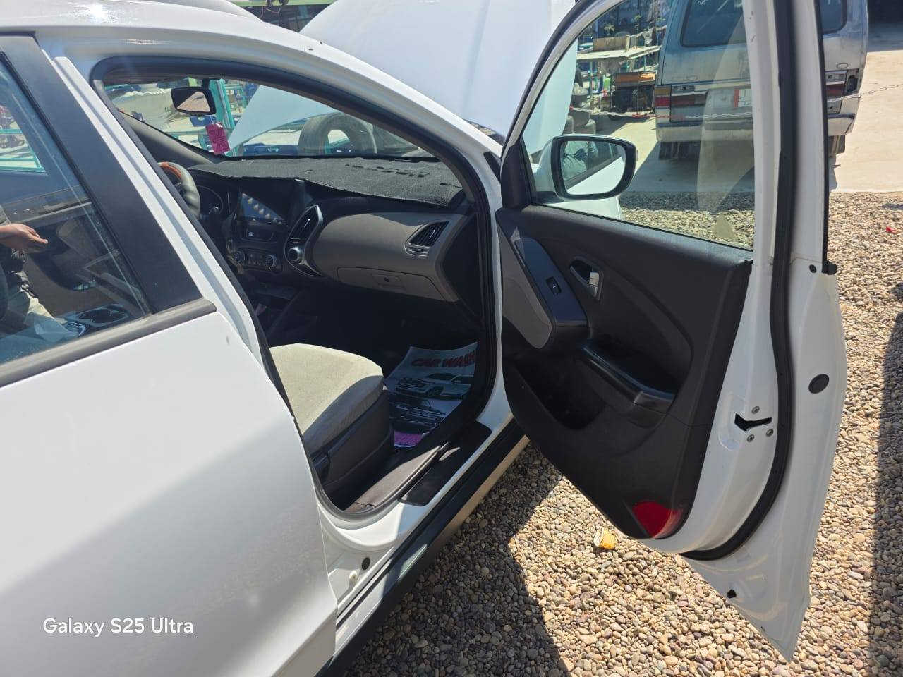 السلام عليكم
توسان موديل 15 خليجي فور ويل فول مواصفات ماعده الفتحه تحكم ستيرن اشاير بالمري السياره مكفوله السعر خاص
***********
