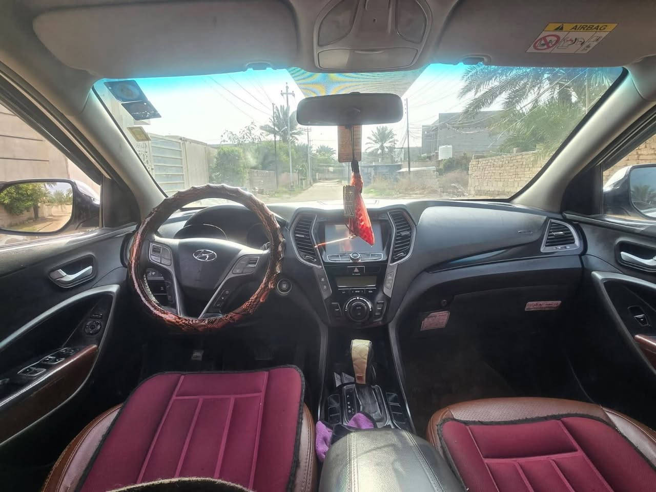 سياره سنتافي ٢٠١٥ خليجي مكفول عده المحرك مفتوح
٦ سلندر 
٧ راكب 
بصمه 
مري شفط 
كشن سايق كهرباء 
كشنات جلد 
نضام ايكو 
تخم تاير 
تحكمات ستيرن 
بصمة ابواب
***********
