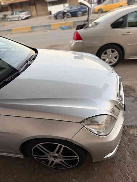 السلام عليكم   .... Mercedes-Benz  ... E-Class
موديل 2011  فول مواصفات

الضرر  3 مكانات صبغ + رأس البونيد تعديل بارد

محرك   E200  Turbo.... المحرك بشرط ما مفتوح على وضع الشركة

تبريد + تدفئه بشرط

َمنضومة زينون بلادي + عدسة متحركة

هزة ورقم جديد + سنوية لحد 2030

السعر  155   اخو البلاش والله ماكو هيج سيارة على هاي النظافة بهذا السعر

((***********))  ((***********))  فهد
