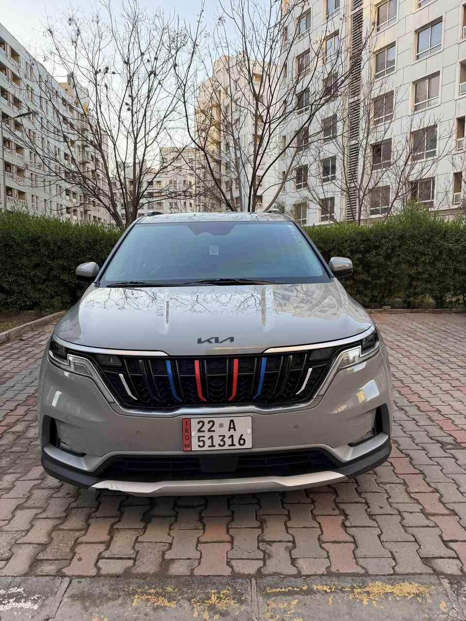 كيا كرنفال Ex موديل 2024 
ماشيه 85. الف رقمها اربيل اجره  
السياره مفروشه جلد وسفريات بيها اناره محيطيه موصفاتها معروفه EX تجي كامره داخليه حساسات امامي خلفي اشاير مري رادارات دشبول كله لمس بيع فقط ماراوس
مابيه اي نقص السياره تخم تاير جديد   
صور حادثها موجودات بالمنشور بدون ايرباك
السعر 290 ورقه يعني دفترين وتسعون 
وبيها مجال بسيط مكاني بغداد للشراي فقط 
***********
