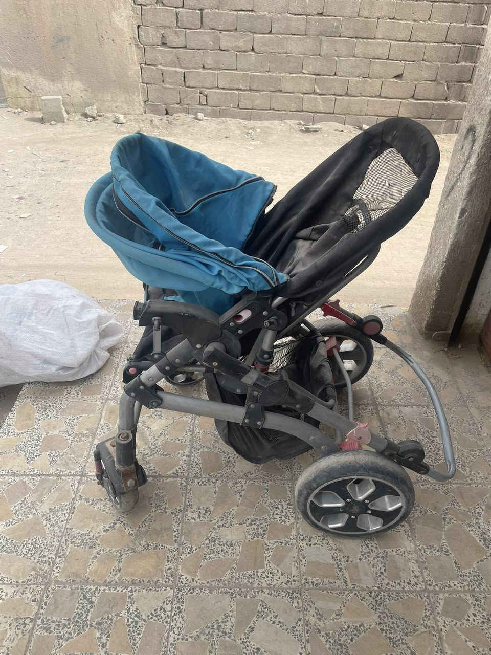 للبيع الشراب يجي واتساب ***********
