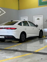 BYD QIN L  للبيع موديل 2025 فول قماره حديد بطاريه 80 كيلو داخل السياره...