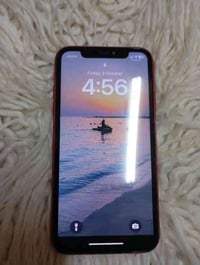 آيفون للبيع 11 شاشه مبدله اصليه  السعر 190 الف  مكاني طوبجي  077009027...