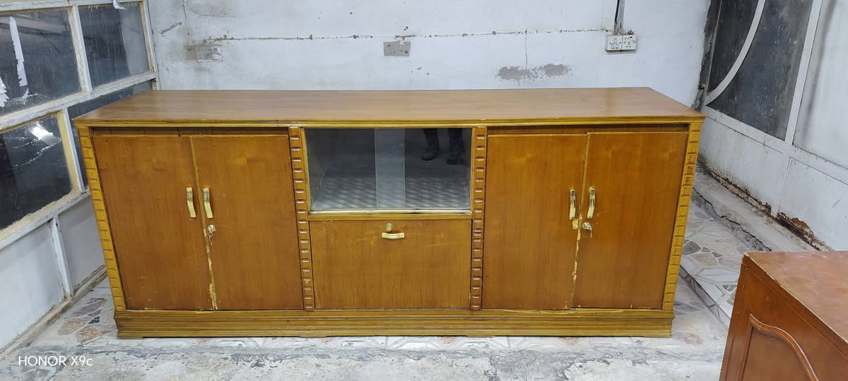 بوفية ٢متر٩٠بيهة مجال
ثلاجة حجم صغير ٦٠بيهة مجال

غسالة ياباني تغسل بطانية سعر ٨٥وبيهة مجال 

مكان المفرق فلكة نهودة للتواصل ***********
