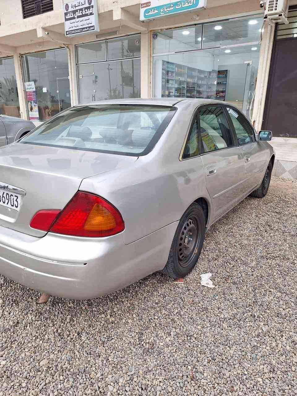 السلام عليكم
تويوتا افلون موديل 2000 
امريكي مصبوغة عام
رقم بغداد انكليزي 
السعر ٧٠ وبيها مجال 
للاستفسار الاتصال على هذا الرقم 
***********
غير متواجد على الفيس
