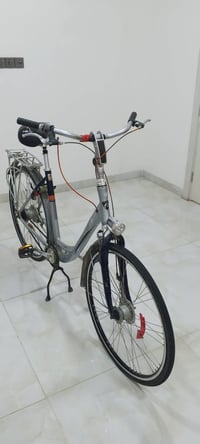 بيسكل للبيع سعر70الف كلو شغال كير 7نمر بريك بانز امامي وامامي 07756481...