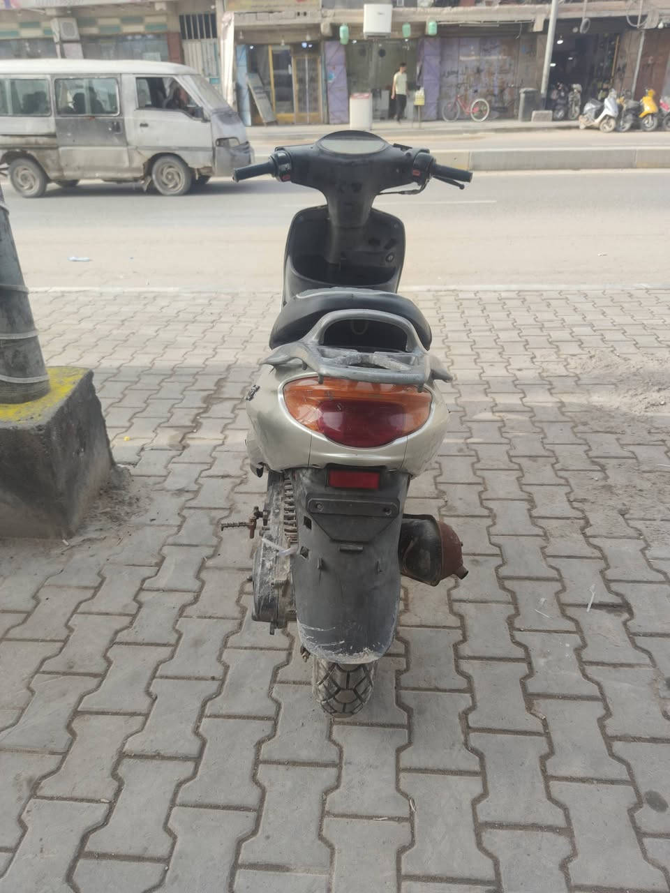 دراجه اكزز نضيفه نضيفه نضيفه
كهربائيات كلها شغاله سلف لايت بك لايت اشاير هورن 
العنوان البصره ابو الخصيب محيله قرب دوره ام زباله 
الرقم الستفسار : ***********
السعر : 500 وبيها مجال قليل 
الفحص تجي تفحص بيدك وتقتنع وتاخذها
