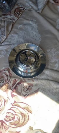 من رخصت اخويه مدير الكروب عندي علامه مال مارسدس البيع  50الف  07700681...