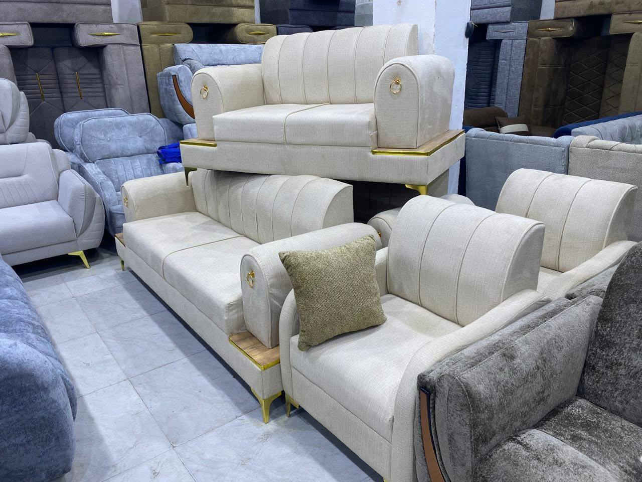 تخفيضاااااات 😍 السعر 450 الف
اي تخم ب 450 الف فقط
تخم جديد 5قطع 10مقاعد
لحكو اخر 4 قطع

مـجمـع علي الشويلي
ناصريــــــة  شــــارع 30
 مجاور مكتب الصدرين للعقار

*********** 
***********
