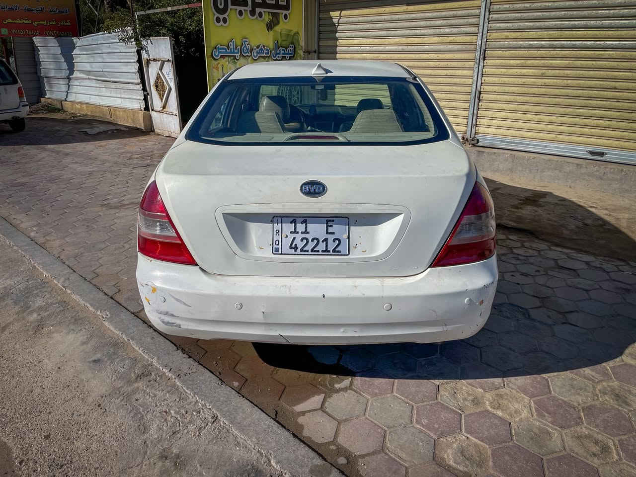 السلام عليكم ورحمة الله وبركاته
من رخصة الأمن...
BYF f6
موديل 2011
السياره جانة أجرة ومحولينه خصوصي 
مصبوغه عام لا كص ولا ضربه 
صدر امامي جديد 
مشط ستيرن جديد 
داينمو جديد 
صدر خلفي 70 :/:
سياره عضمته حلوه 
50$ وبيه مجال 
***********
