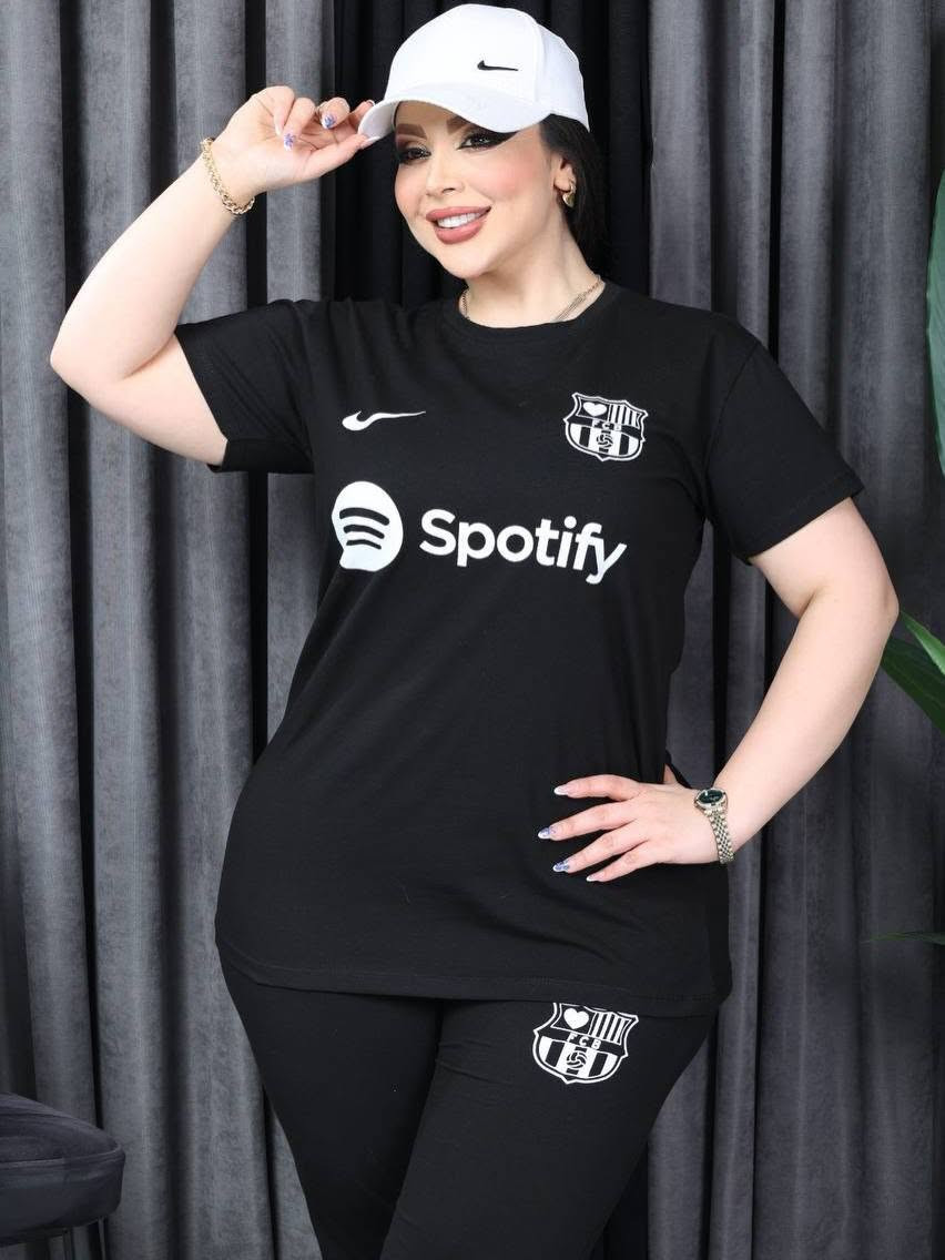 السعر 17 
 m. s. l XL. 2xl 3xl


**إذا كنت صاحب هذا الإعلان وتريد حذفه لأي سبب، رجاءا أرسل رسالة إلى الدعم الفني**