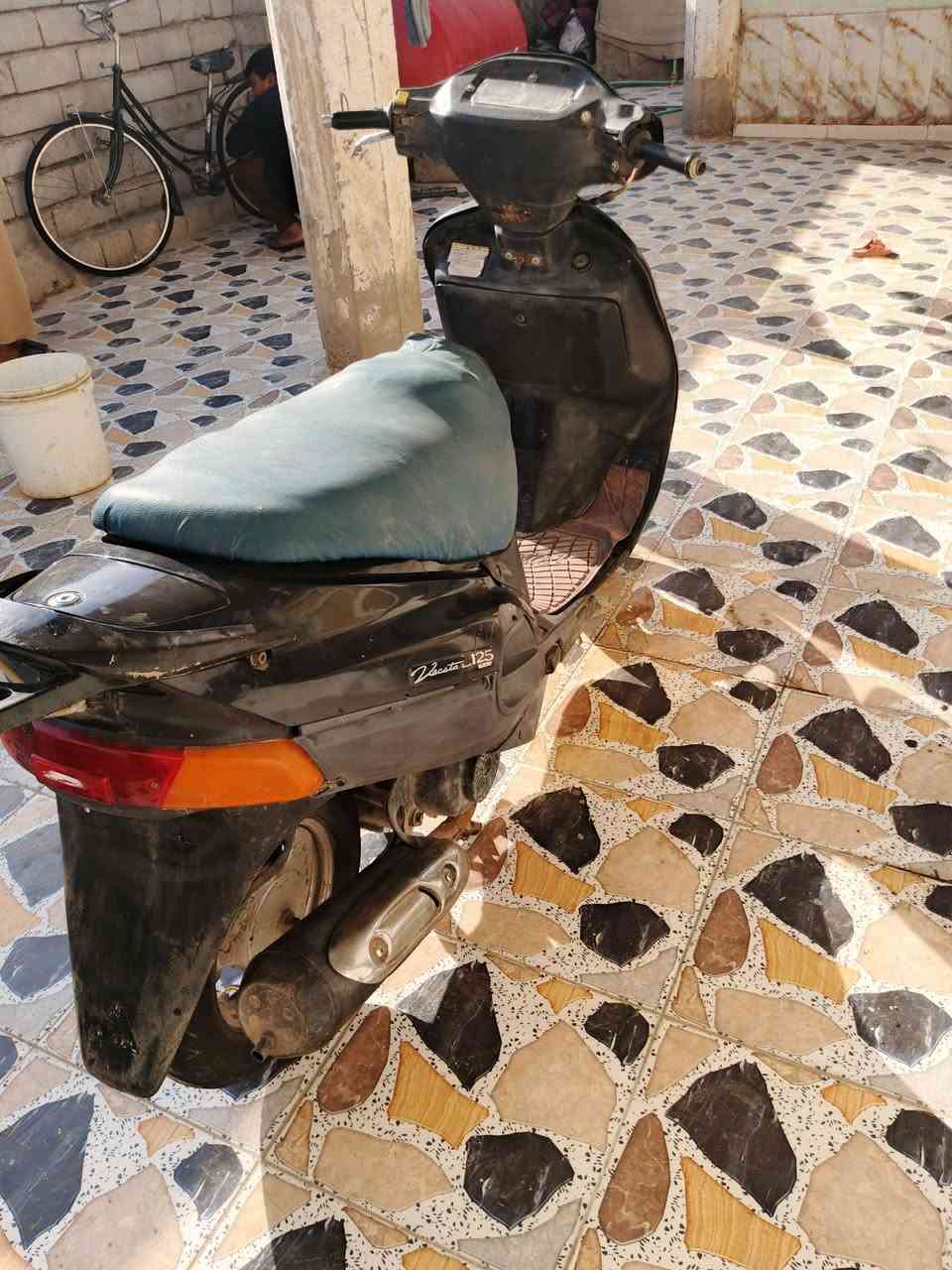 سلام عليكم درجة ساسوكي فكستار دراجه شغاله كله مفتوحه مره وحده محرك ناعم درجة خير من الله
سعره ٤٥٠ وبيه مجال مكاني قرنه شرش. 
***********
سلام عليكم درجة ساسوكي فكستار دراجه شغاله كله مفتوحه مره وحده محرك ناعم درجة خير من الله
