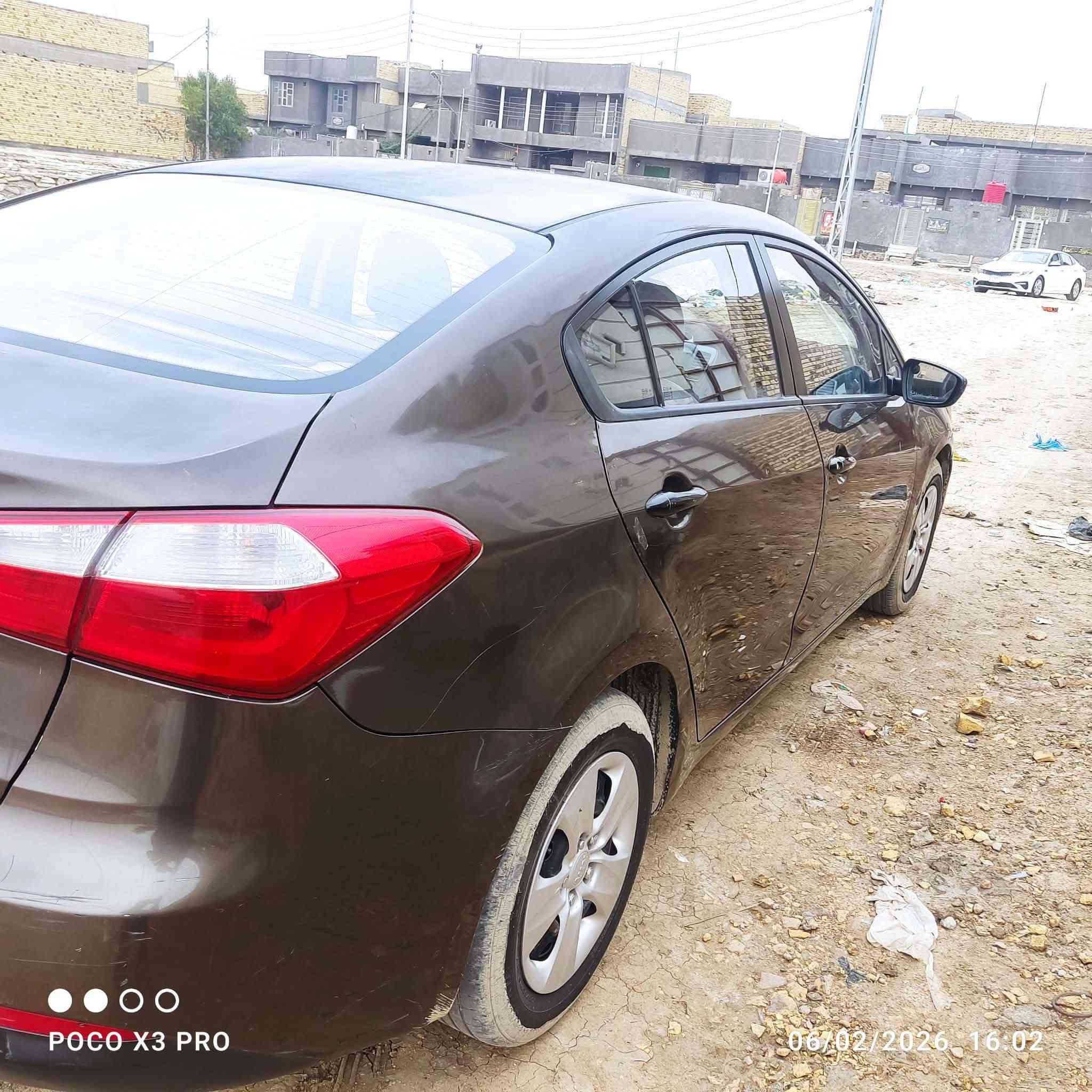 سيراتو 2015 رقم قادسيه السياره بيها بارد باب العبري عكس السايق  رقم قادسيه انكليزي السعر 115 وبيها مجال قليل الاتصال على الرقم *********** المكان السماوه الرميثه
