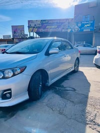 السلام وعليكم كورلا 2013 رقم نينوئ كاربون بيها سيارة بدون ضرر بدون صبغ...