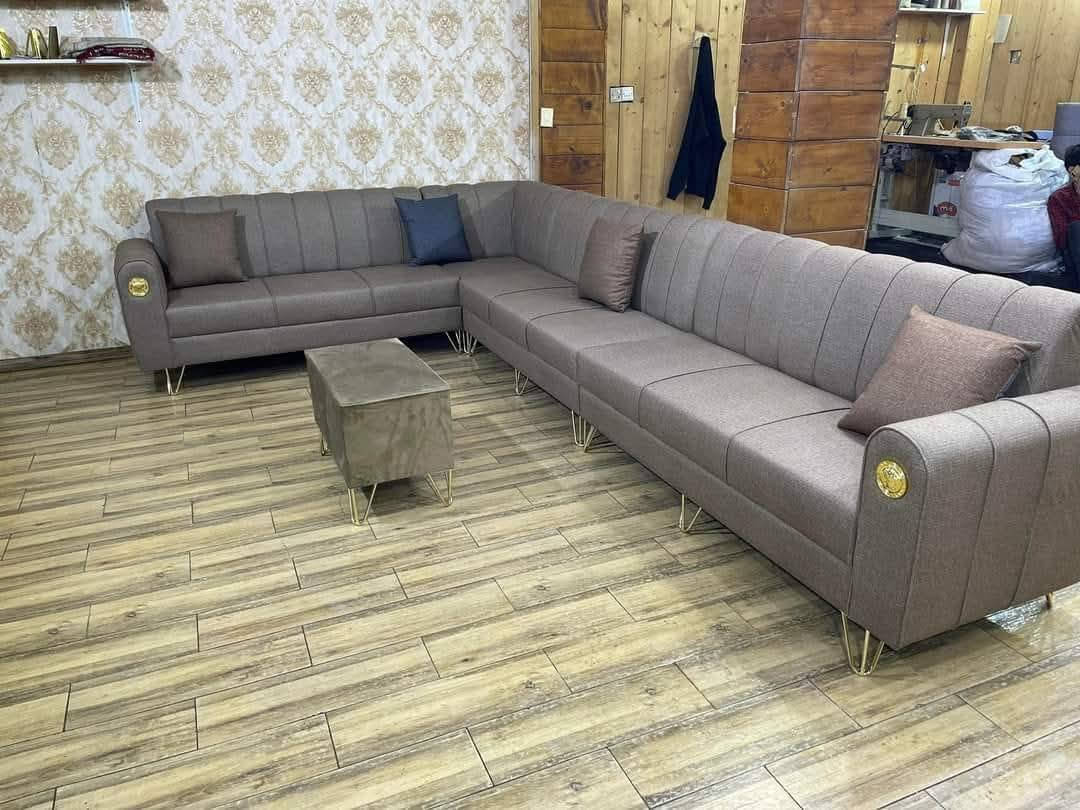 السلام عليكم ورحمة✅
عروض رمضان من جديد من معمل الشمري
وبدايات جديدةوياكم انشاء اللة
تخم عشر مقاعد خمس قطع يتكون من قنفتين كباروقنفةثناءية وكرسين السعر ٥٥٠الف والديوان سعر المتر٨٠الف القماش حسب الطلب كلشي موجود الخشب جام روسي والمقعدبلوك أسود ١٦ملم الإسفنج مميز أول مكاني ديالى الحويش للاتصال على الرقم***********مع كوشات هدية🎀 وسيت طبلات ماكو هيج هديةوتدللون علينة
