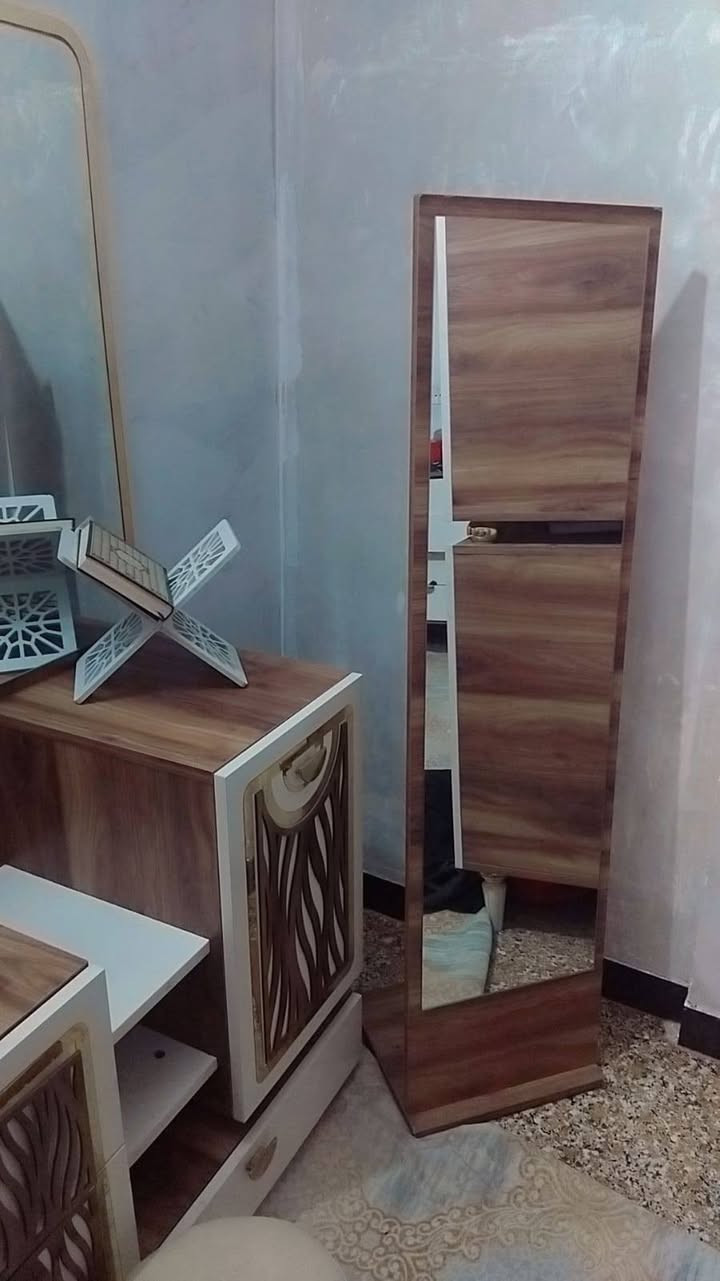 من رخصة الادمن //غرفه تركيا استعمال سنه ونص وممفتوحه ابد ومحتاج واريد ابيعها سعرها ٦٥٠ وبيها مجال بسيط //***********
***********
يوجد واتساب
