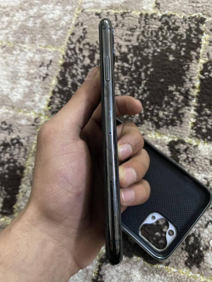 ايفون11 برو ماكس🍎

نضيف لوك ✅
كلشي ما مبدل بي بلادي✅
شاصي ولا ضربه✅
نورمال كلو✅
نموذج M
فيس ايدي شغال🆔
تك سيمكارت🔴
ذاكرة 256✅
بطارية 🪫 76
السعررررررررررررر 250الف✅✅قفل قفل
ماتشتري لاتخبر ولا تراسل خاص مقفول 
***********
