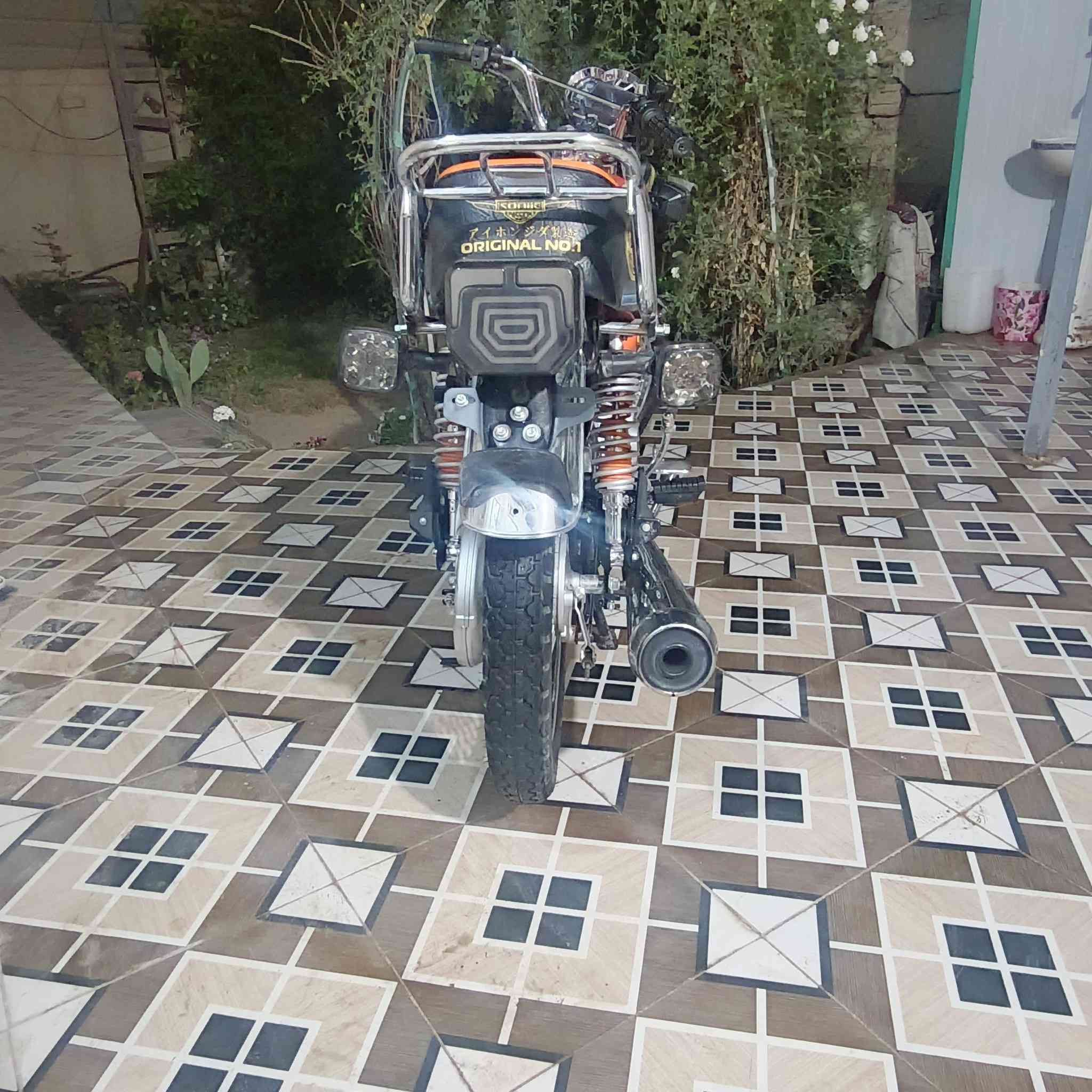 السلام عليكم تايكر مديل 2025 بشهر ١٢ اطلع من الوكيل أوراق المكان مركز بابل السعر ٧٥٠وبيه مجال الرقم ***********
