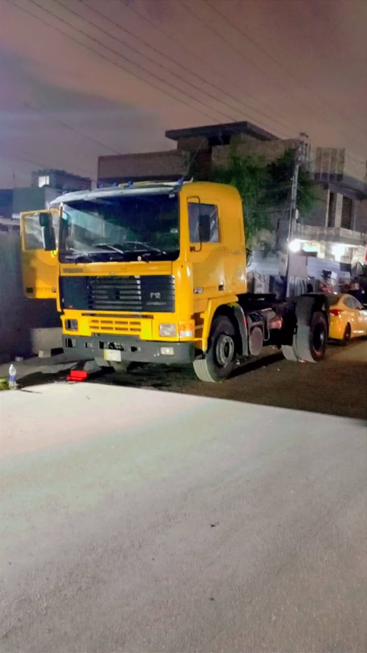 نساف البيع راس وعربانة عادي بس عربانة مكينةلاصرف لابخار 22كير3+3جوبلس مكان بغداد ***********
