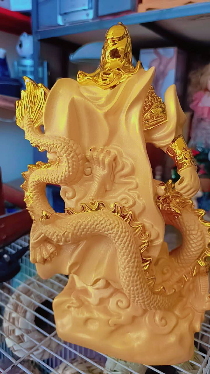 قطعتين انتيكات حجم كبير..
التنين الاحمر رزن ضرر فقط بالاظافر الايد مامبينات
والأصفر حجم كبير مابي ضرر قياس تقريبا 35 أو 40.. 
انطوني سعر.. توصيل..


**إذا كنت صاحب هذا الإعلان وتريد حذفه لأي سبب، رجاءا أرسل رسالة إلى الدعم الفني**