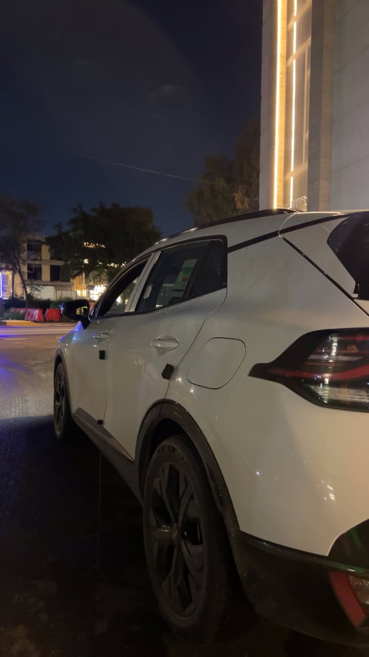 سبورتج 2025 خليجي للبيع بلاك ادشن
ضمان 5سنوات الدولية
ماشية 15 الف
مكفولة كفالة عامة
داخل زيتوني
كشن كهرباء
صندوك كهرباء
السعر 245 وبيها مجال شي قليل
مكان السيارة بغداد اليرموك
للاستفسار ***********
